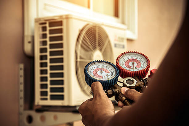 Professional Hvac technician working in Norton, KS